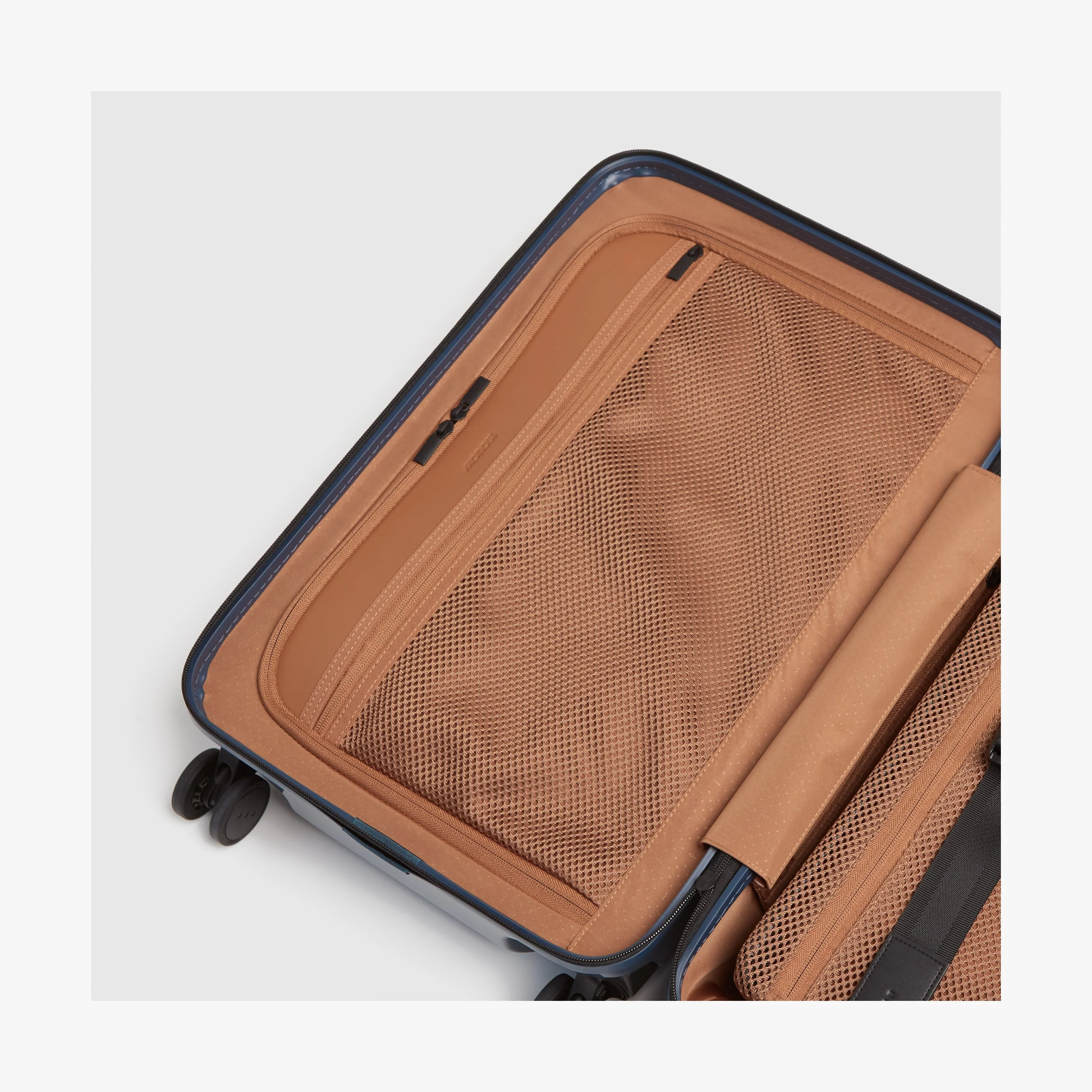 Carry-On Pro Plus - Image 151