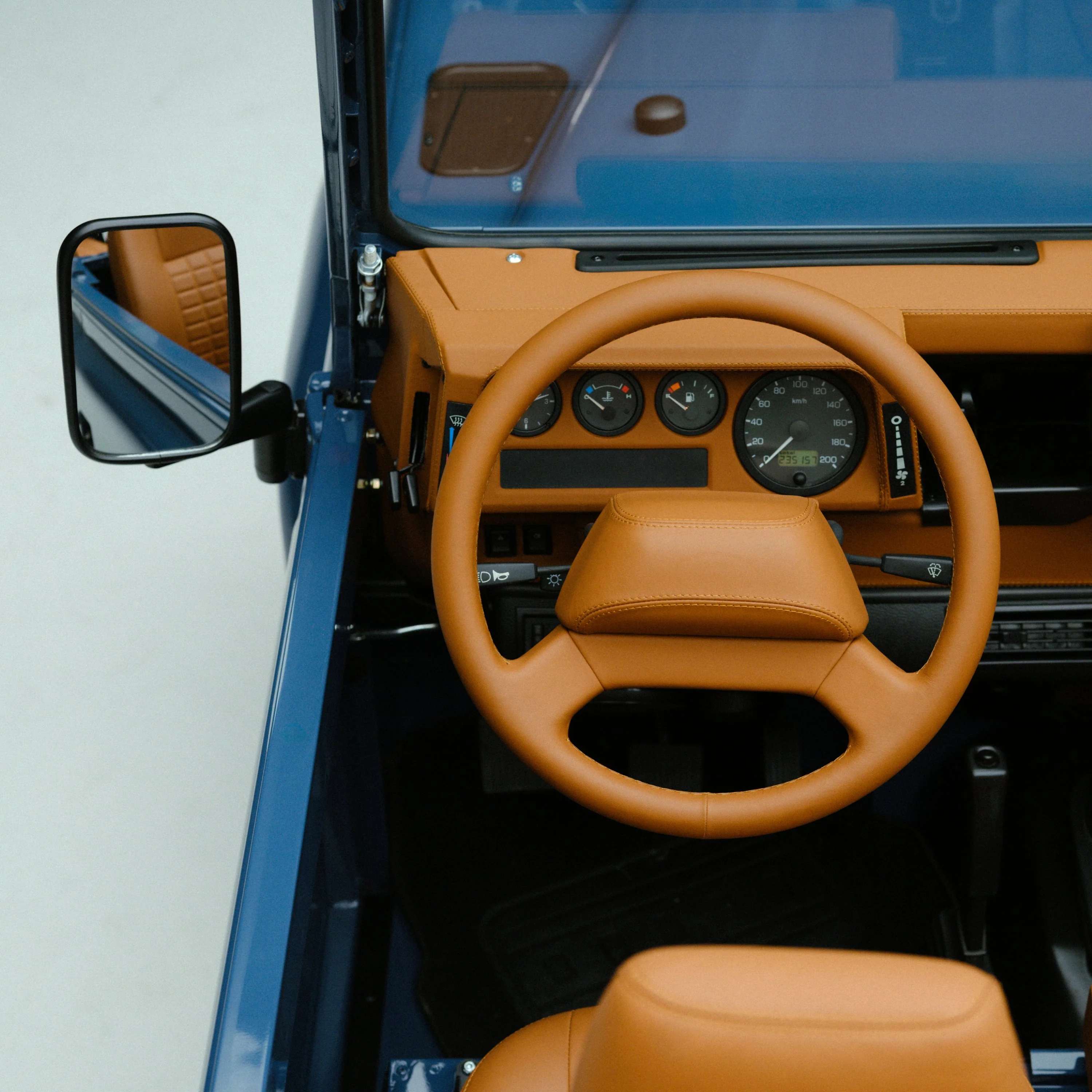 Monos × Brooklyn Coachworks Land Rover Defender 90 - Image 8